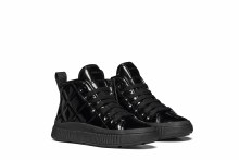 Additional picture of Laquinny Black Patent