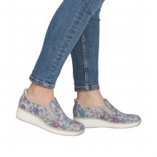 Additional picture of 68761 Blue Multi Slip On 4 UK