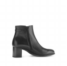 Additional picture of 75.692 Black Leather 5 UK / 38