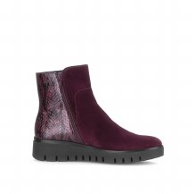 Additional picture of 8015 Mulberry Suede Ankle Boot