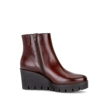 Additional picture of 8045 Brown Leather Wedge
