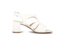 Additional picture of 81.713 Strap Block Heel Latte