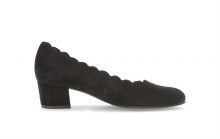 Additional picture of 82.221 Low Heel Black Suede 4.