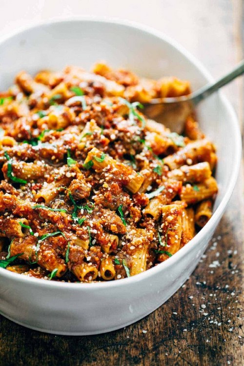 Rigatoni W/ Vegetarian Sausage