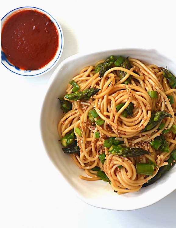 Sesame Noodles 5lb Bowl Bubbies Market and Deli