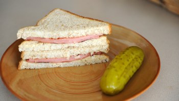 Bologna Sandwich Small