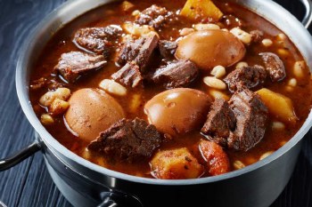Beef And Bean Cholent