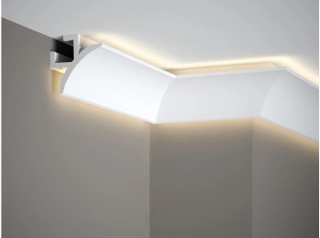 QL002 LIGHT STRIP QL002 LIGHT STRIP