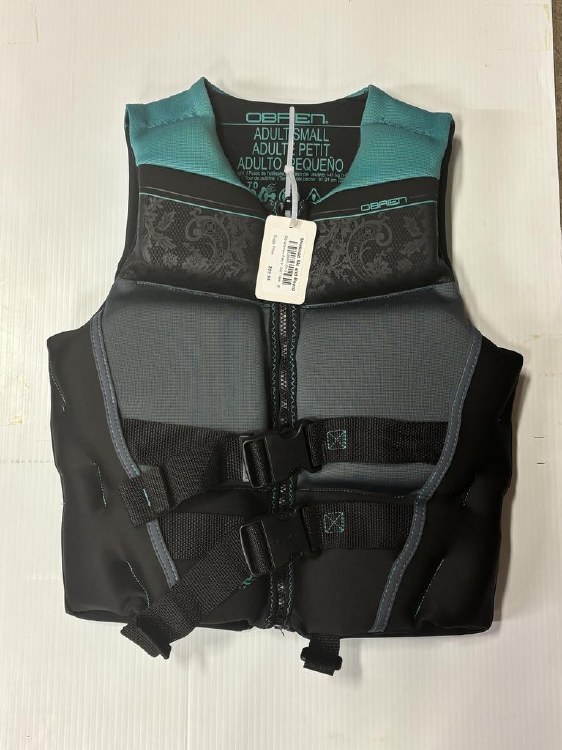 OBRIEN WOMENS VEST - SMALL - USED
