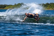 Additional picture of O'Brien Ricochet Comp Kneeboard w/Hook
