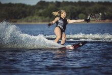 Additional picture of Lyric Graphite Women Slalom Ski - 67 inch