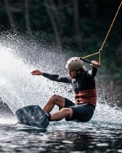 Additional picture of Follow Men's Gratis Impact Vest - Rust - M