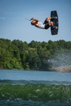 Additional picture of Hyperlite Capitol Loaded Wakeboard - 139 CM - Blemished