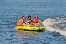 Additional picture of Connelly Super Fun 3 - 3 Person Tube