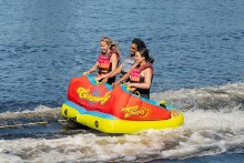 Additional picture of Connelly Super Fun 3 - 3 Person Tube