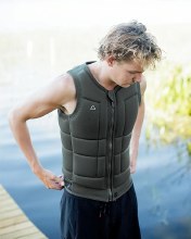 Additional picture of Follow Youth Affiliate Impact Vest - Teen