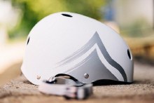 Additional picture of Liquid Force Hero Helmet - White - L