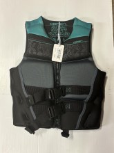 Additional picture of OBRIEN WOMENS VEST - SMALL - USED