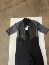 Additional picture of ONEILL KIDS WETSUIT SIZE 16 - USED