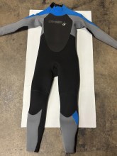 ONEILL KIDS WETSUIT SIZE 12 - USED