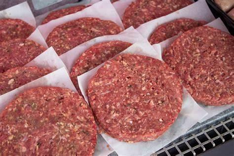 53117 - Lil Chef Burgers 4-1 - 4 oz x 42 - 10.5lb - cs