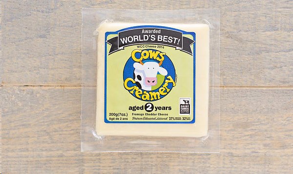 Cows Creamery 2 Year Old Cheddar cheese - 200g (10) 01036