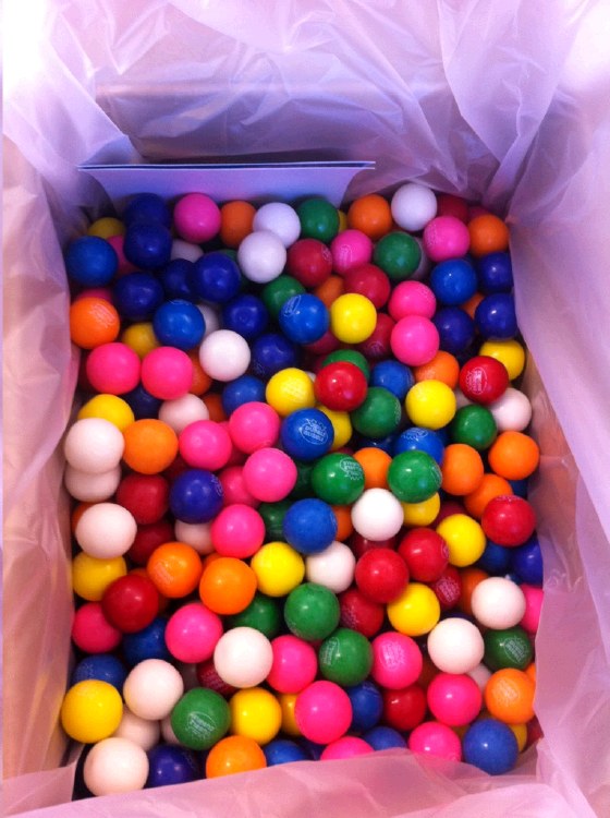 Dubble Bubble gum balls Ass't Colors Solid "Hercules"BOX OF FUN Bulk Vending - 900 ct - 15.5lbs (10908)