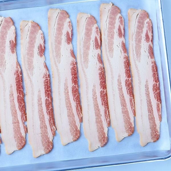 FRESH - Olymel Sliced Bacon 17 Slices/ 2" - FRESH - 5KG - SOLD BY CASE - (1) (58689) (36050)