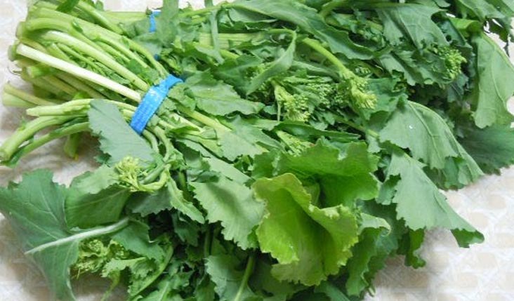 Sarso Ka Saag (Sell by bunch)