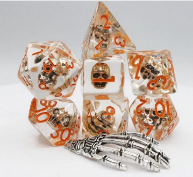 Foam Brain Games Stuff Inside Laughing Skulls PRG 7 Dice Set