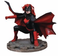 DC Gallery Batwoman Comic PvcFigure