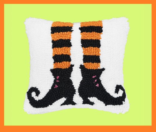 MINI PILLOW WITH WITCHES LEGS