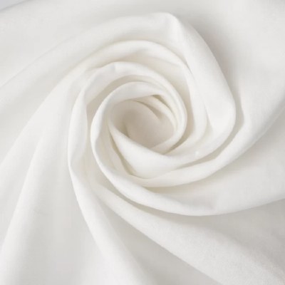 Cotton Lawn Ivory 138cm