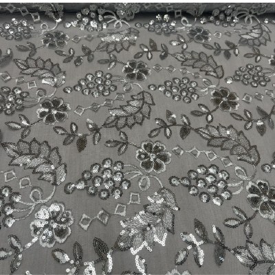 Suequin Lace Leaves Silver