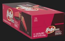 Kit Kat Duos Strawberry + Dark Chocolate (Standard)