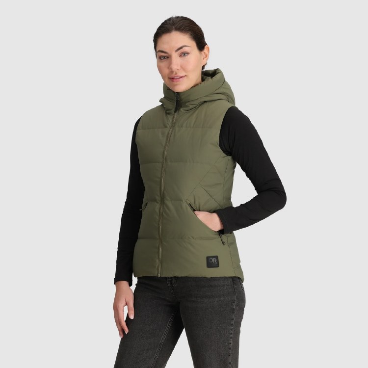 OUTDOOR RESEARCH W'S COZE HOODED DOWN VEST