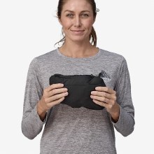 Additional picture of PATAGONIA W'S NANO-AIR LIGHT VEST