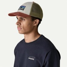 Additional picture of PATAGONIA P-6 LOGO LOPRO TRUCKER HAT