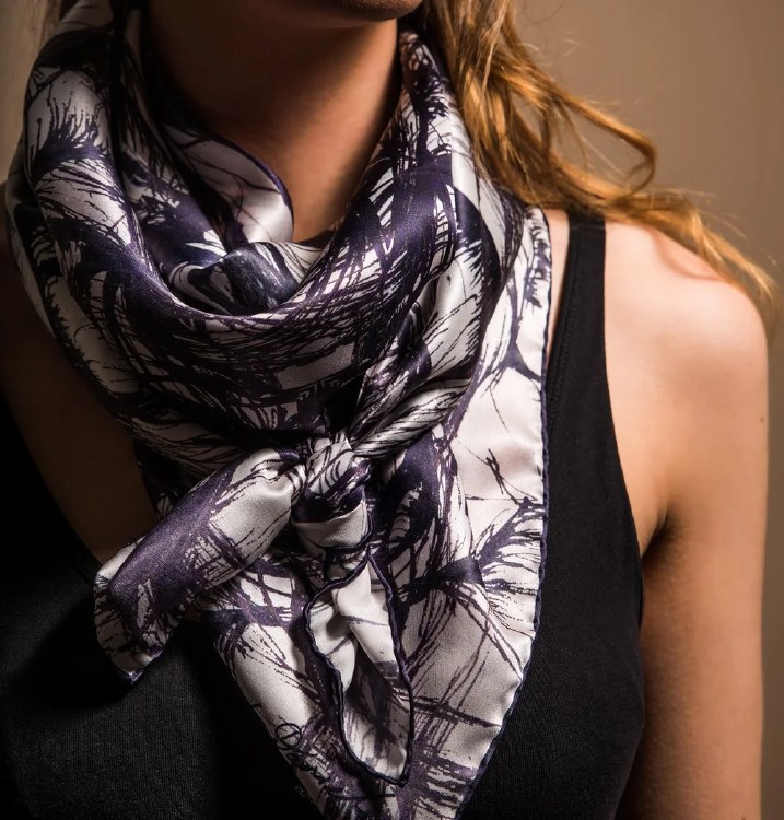 Large Square Silk Scarf 'Allium' Ink-Navy