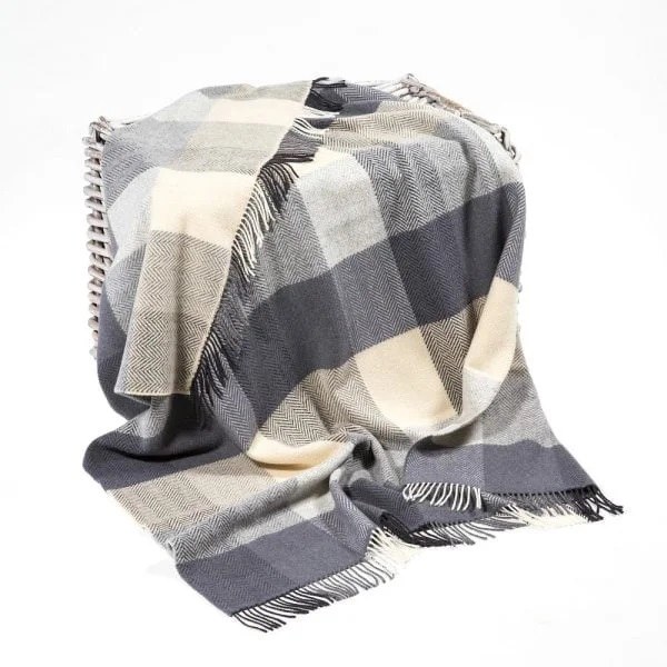 Merino-Cashmere Throw Cream and Grey Large Block Herringbone
