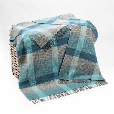 Cashmere Throw Grey and Blue Check