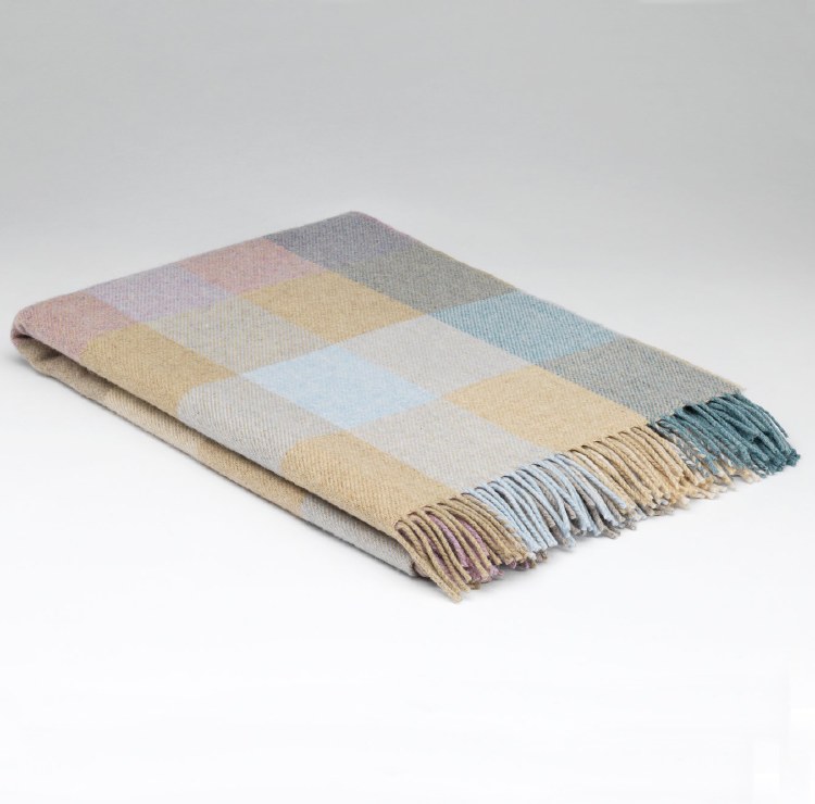 Supersoft Merino Lambswool Throw Coastal Check