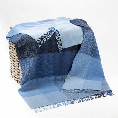 Merino-Cashmere Throw Blue Mix Herringbone Block