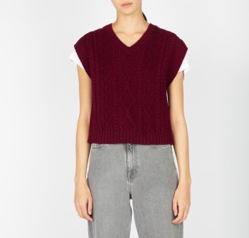 Aran V-neck Wool Vest Claret Red