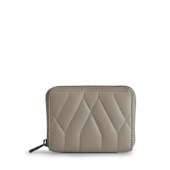 Quilted Sand Leather Purse