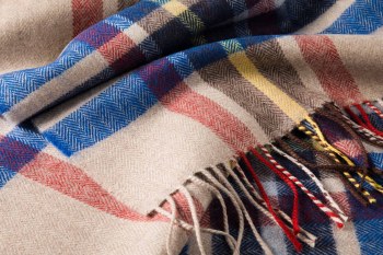 Additional picture of Merino Wool Scarf Beige with Blue and Red Check