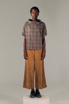 Additional picture of Glencheck Cotton-Viscose Top