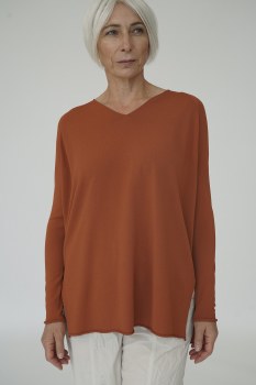 Additional picture of Terracotta Fine Viscose V-neck Knit