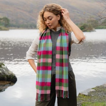 Additional picture of Merino Wool Scarf Raspberry Pink, Blue and Green Block Check