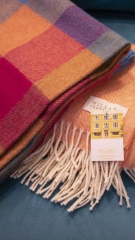 Additional picture of Supersoft Merino Lambswool Throw Smoke